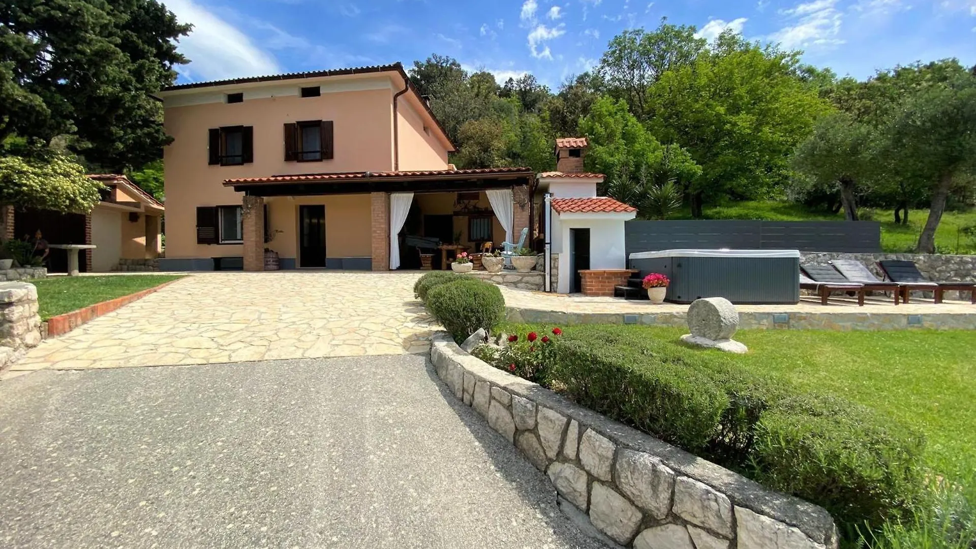 Holiday Home Vintage Supetarska Draga Villa