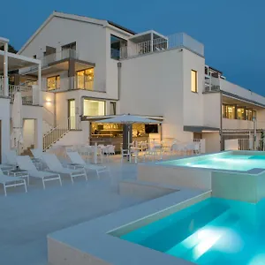  Apartmán Zlatni Zalaz,apartments,supetarska Draga