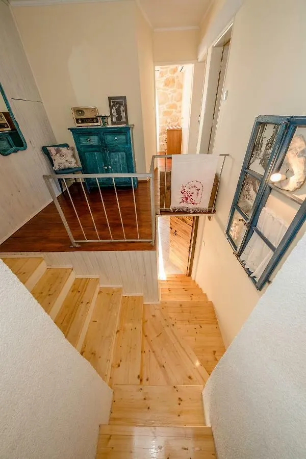 Holiday Home Vintage Supetarska Draga Villa
